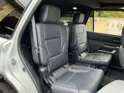 Used 2023 Toyota Sequoia Platinum image 21