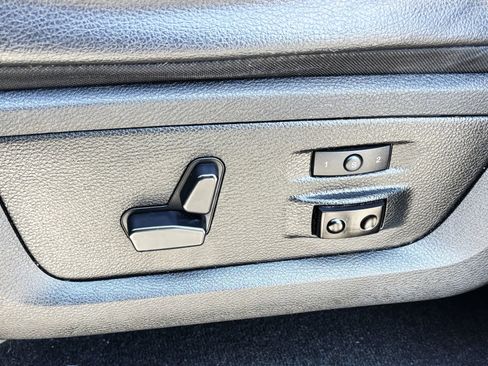 Used 2018 RAM 1500 Laramie w/ Convenience Group image 13