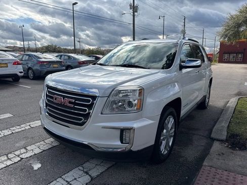 Used 2017 GMC Terrain SLT w/ Open Road Package image 4