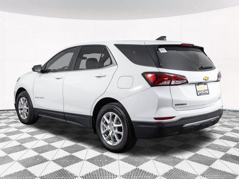 Used 2024 Chevrolet Equinox LT FWD image 16