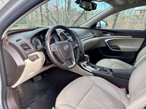 Used 2011 Buick Regal CXL w/ RL3 Preferred Equipment Group image 10