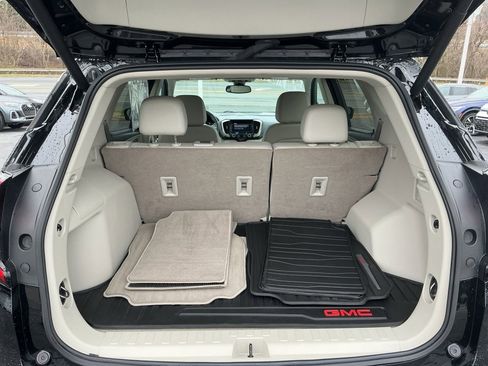 Used 2024 GMC Terrain Denali image 18