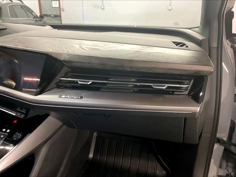 Used 2023 Audi Q4 e-tron Prestige w/ Black Optic Package image 18