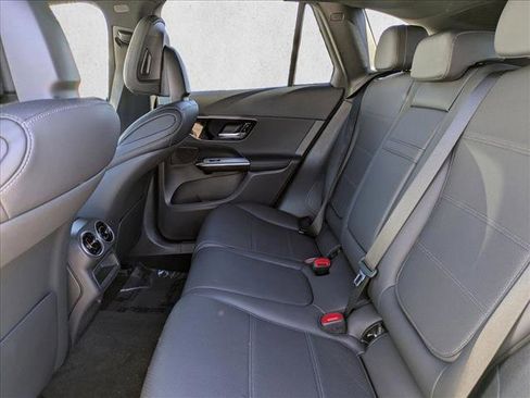 Certified 2025 Mercedes-Benz GLC 300 image 20