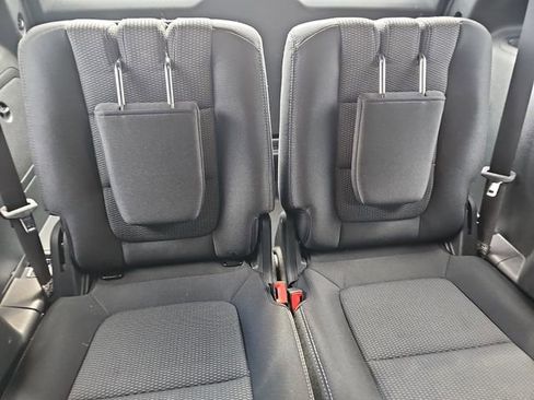 Used 2019 Ford Explorer XLT w/ Equipment Group 201A image 12