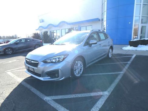 Used 2018 Subaru Impreza 2.0i Premium w/ Eyesight & BSD & Rcta image 4