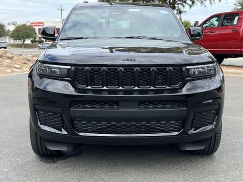 New 2025 Jeep Grand Cherokee L Altitude AWD/4WD image 14