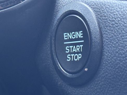 Used 2023 Ford Escape ST-Line AWD/4WD image 23