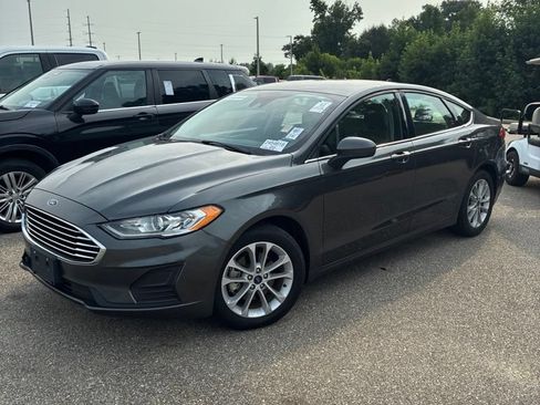 Used 2020 Ford Fusion SE w/ Fleet SE Value Package FWD image 1