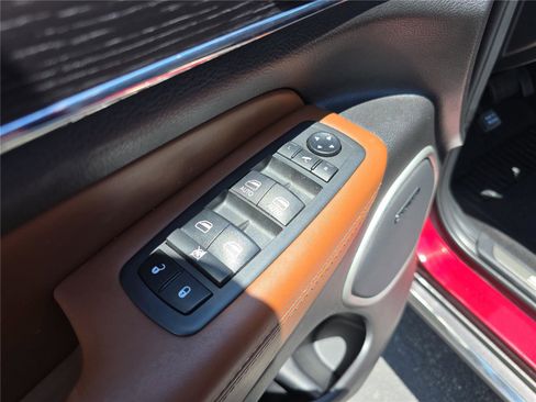 Used 2020 Jeep Grand Cherokee Summit AWD/4WD image 19