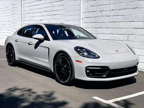 Certified 2023 Porsche Panamera 4 Platinum Edition AWD/4WD image 7