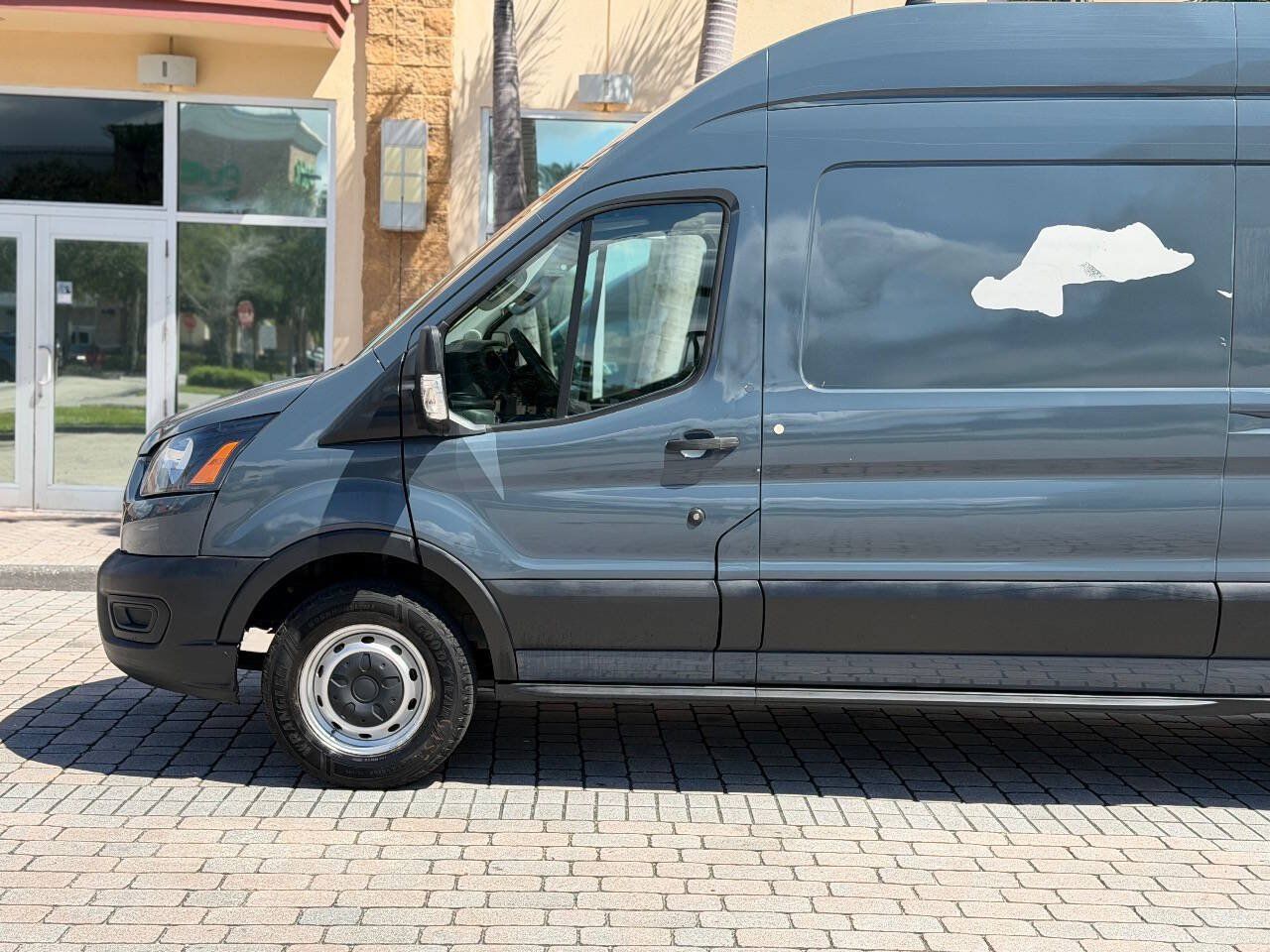 Used 2020 Ford Transit 250 148 High Roof Extended RWD image 4