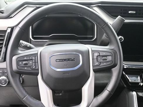 Used 2025 GMC Sierra 2500 Denali w/ Technology Package image 28