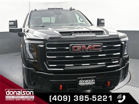 New 2026 GMC Sierra 2500 AT4 image 3