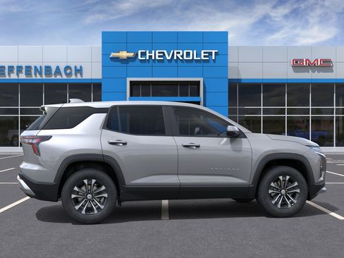 New 2026 Chevrolet Equinox LT w/ Convenience Package II image 5