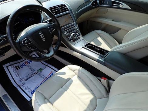 Used 2019 Lincoln MKZ Reserve w/ Reserve Plus Package FWD image 11