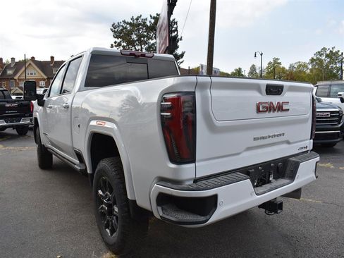 New 2026 GMC Sierra 2500 AT4 w/ AT4 Premium Plus Package image 13