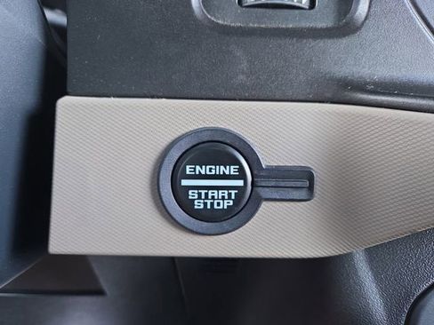 Used 2023 Ford Bronco Wildtrak image 25