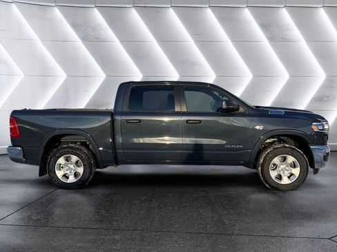 New 2026 RAM 1500 Big Horn AWD/4WD image 6