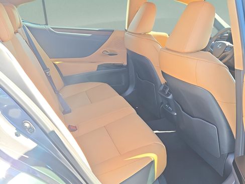 New 2025 Lexus ES 350 w/ Premium Package image 11