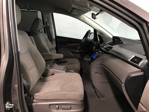 Used 2016 Honda Odyssey EX image 7