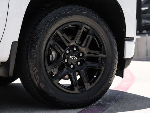 Used 2021 Chevrolet Silverado 1500 RST AWD/4WD image 62