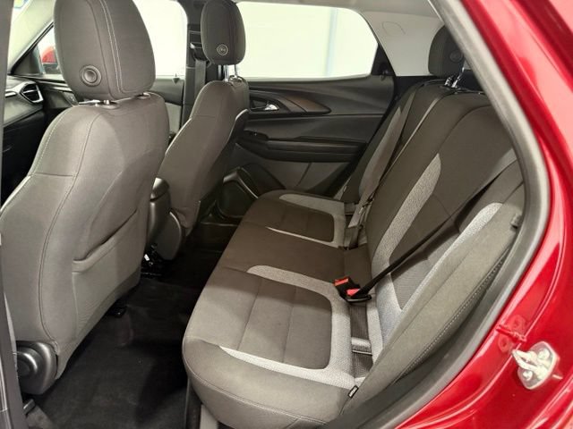 Used 2025 Chevrolet TrailBlazer LT AWD/4WD image 15