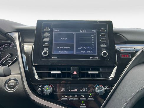 Used 2024 Toyota Camry SE w/ Convenience Package AWD/4WD image 16