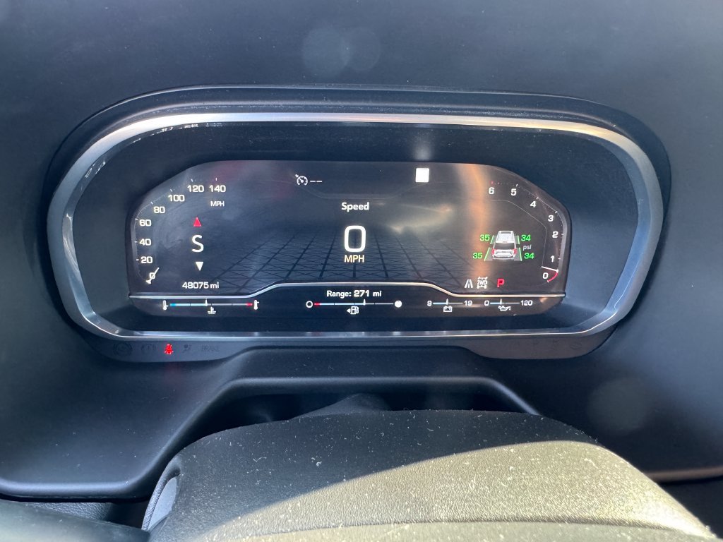 Used 2022 GMC Yukon XL AT4 AWD/4WD image 30