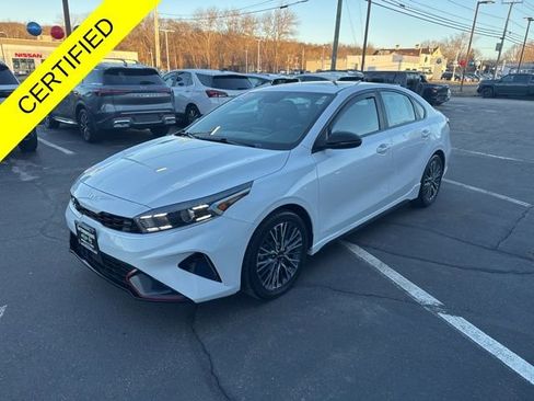 Used 2023 Kia Forte GT-Line w/ GT-Line Premium Package FWD image 5