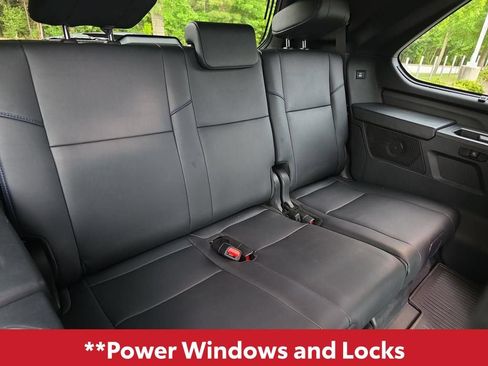 Used 2025 Toyota Sequoia Platinum AWD/4WD image 18