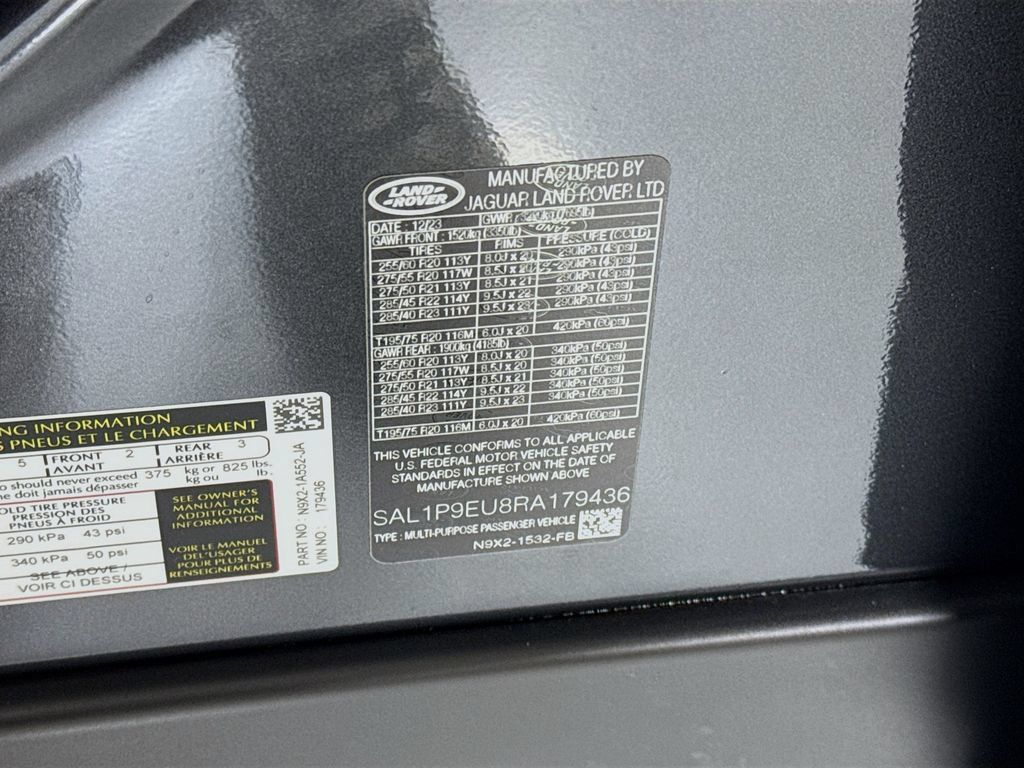 Used 2024 Land Rover Range Rover Sport SE AWD/4WD image 36