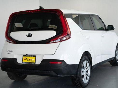 Used 2020 Kia Soul LX image 7