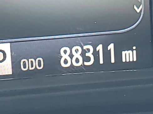 Used 2019 Toyota Sienna XLE FWD image 12