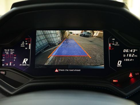Used 2024 Lamborghini Huracan Tecnica RWD image 15
