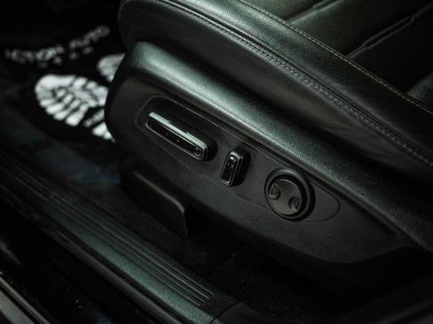 Used 2023 Honda CR-V EX-L image 16