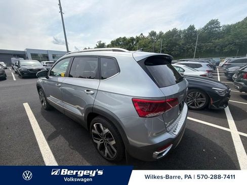 Used 2023 Volkswagen Taos SEL AWD/4WD image 8