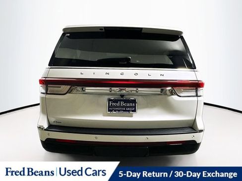 Certified 2023 Lincoln Navigator L Reserve image 6