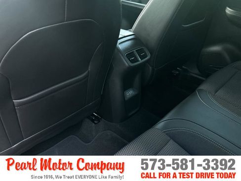 Used 2023 Buick Envision Preferred w/ Sport Touring Package AWD/4WD image 21