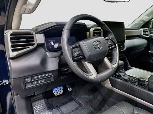 Used 2024 Toyota Sequoia Limited w/ TRD Off-Road Package AWD/4WD image 11