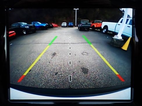 Certified 2019 Jeep Cherokee Limited w/ Trailer Tow Group image 24