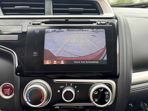 Used 2016 Honda Fit EX image 25