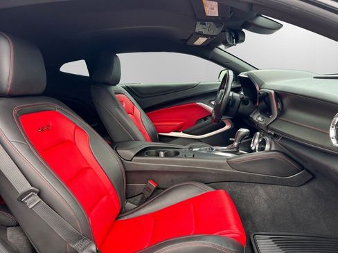 Used 2019 Chevrolet Camaro SS image 15