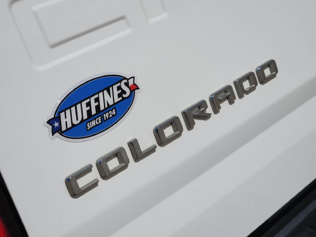 Used 2022 Chevrolet Colorado LT w/ Fleet Safety Package RWD image 12