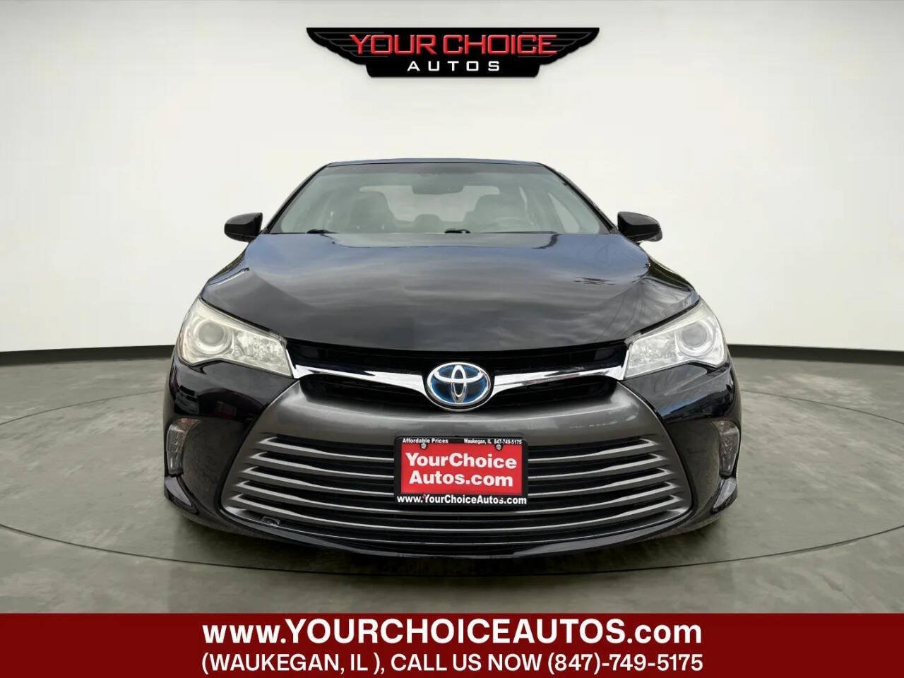Used 2017 Toyota Camry XLE w/ Moonroof Package FWD image 8