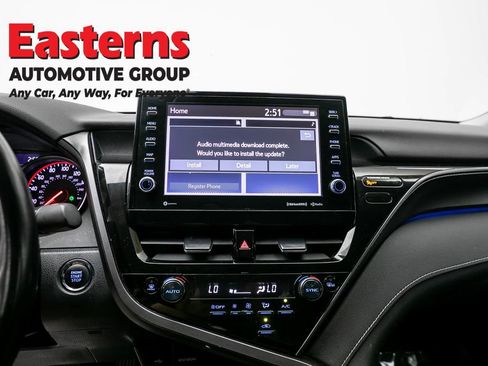 Used 2023 Toyota Camry XSE FWD image 11