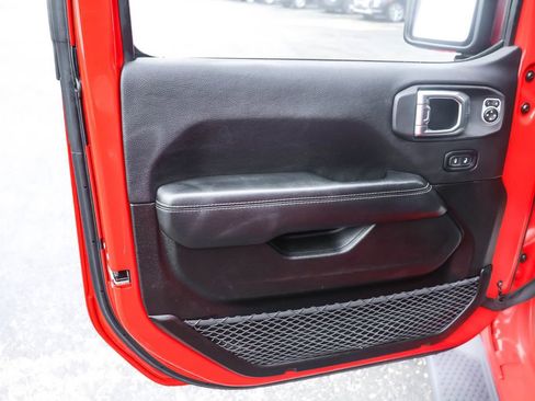 Used 2020 Jeep Wrangler Unlimited Sahara w/ Uconnect 4C Nav & Sound Group image 25