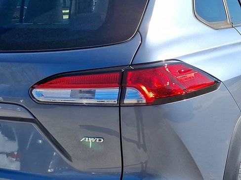 Used 2022 Toyota Corolla Cross L image 14