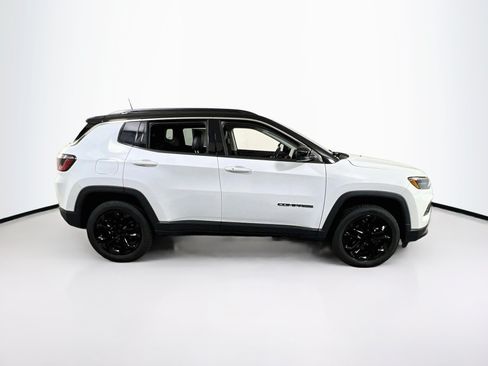 Used 2022 Jeep Compass Limited AWD/4WD image 4
