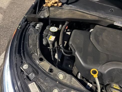 Used 2022 Land Rover Range Rover Evoque SE image 28